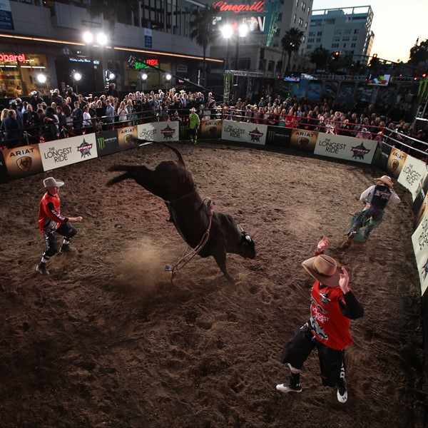 Arena da PBR no filme The Longest Ride Uma Longa Jornada